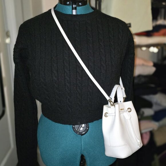 Furla 'Stacy’ Leather Mini Bucket - Picture 2 of 9